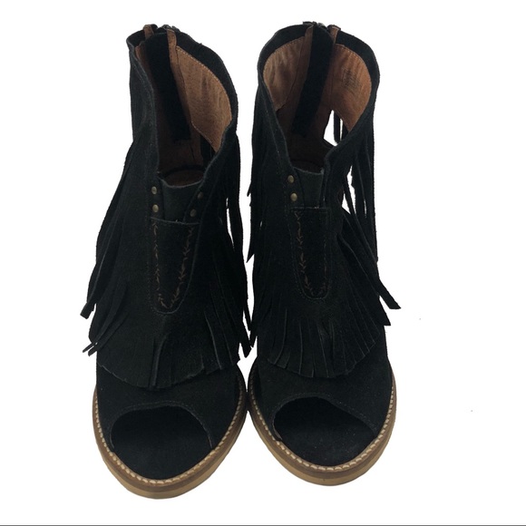 MUSSE and CLOUD Galia Fringe Peep Toe Booties - Picture 3 of 8